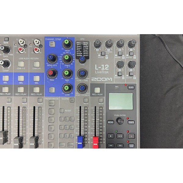 Used Zoom LIVETRACK L-12 Unpowered Mixer