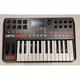 Used Akai Professional Used Akai Professional MPK225 25-Key MIDI Controller