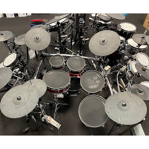 Used Used Alesis STRIKE PRO SE Electric Drum Set