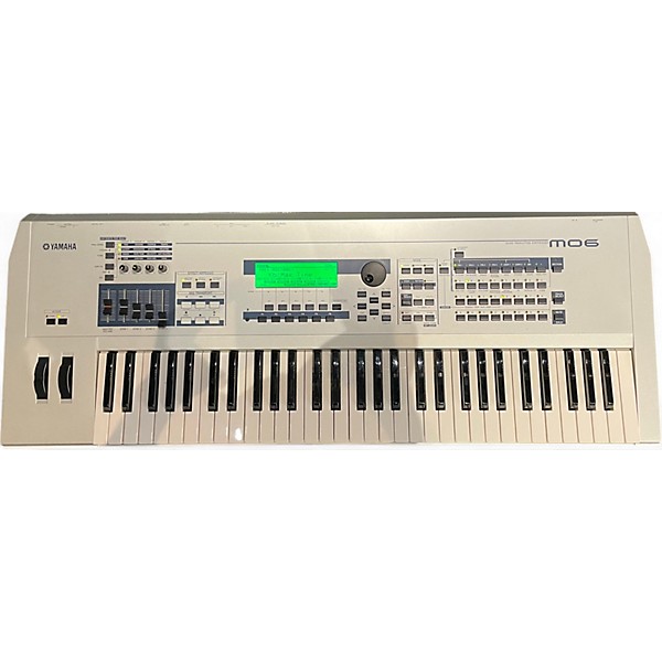 Used Yamaha Used Yamaha Motif ES6 61 Key Keyboard Workstation 