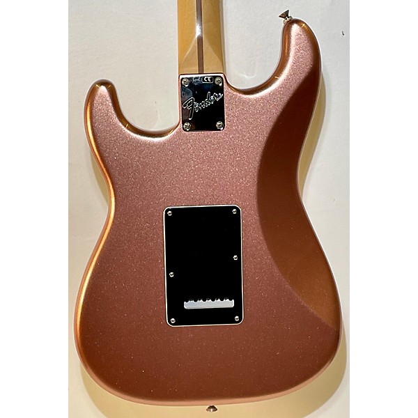 Used Fender Used Fender American Professional Stratocaster SSS Rose Gold Solid Body Electric Guitar