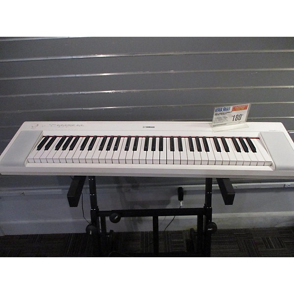 Used Yamaha Used Yamaha NP15 Piaggero Portable Keyboard