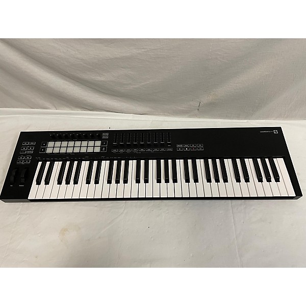 Used Novation Used Novation Launchkey 61 Key MIDI Controller