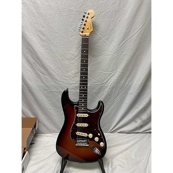 Used Fender Used Fender American Professional II Stratocaster 2 Color Sunburst Solid Body Electric Guitar