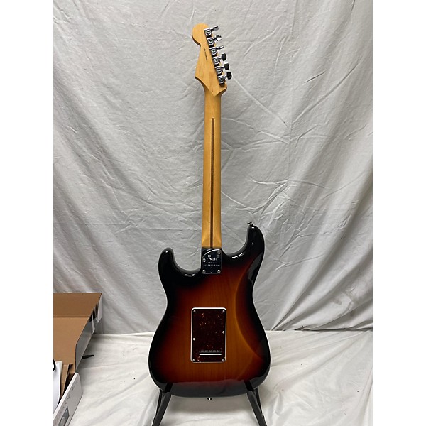 Used Fender Used Fender American Professional II Stratocaster 2 Color Sunburst Solid Body Electric Guitar