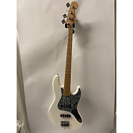 Used Ampeg Used Fender Player Jazz Bass White Electric Bass Guitar