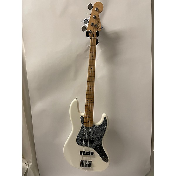 Used Used Fender Player Jazz Bass White Electric Bass Guitar