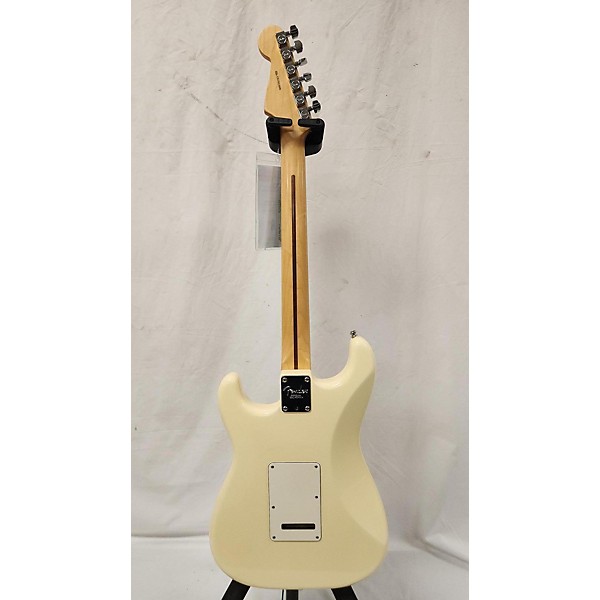 Used Fender Used Fender American Professional Stratocaster With Rosewood Neck Olympic White Solid Body Electric Guitar