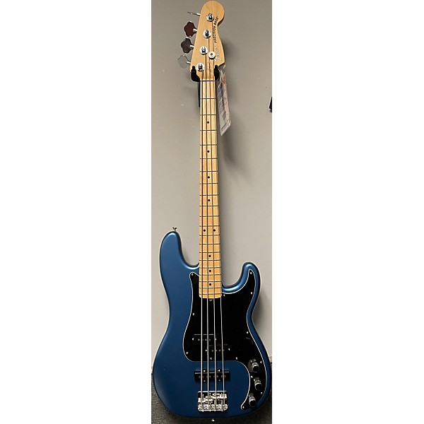 Used Fender Used 2019 Fender American Performer Precision Bass Lake Placid Blue Electric Bass Guitar