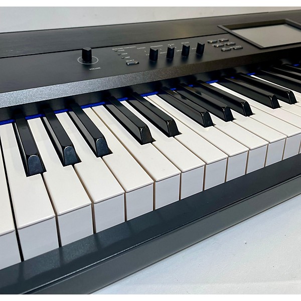 Used KORG Krome 88 Key Keyboard Workstation