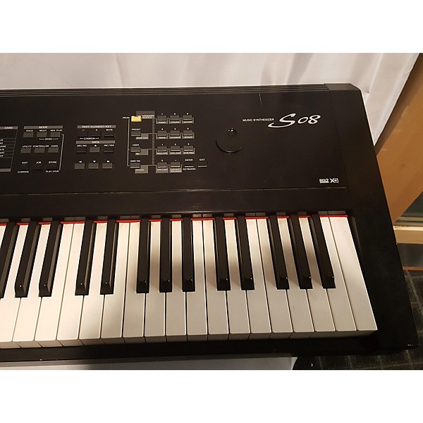 Used Yamaha S08 88 Key Synthesizer