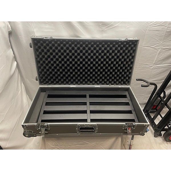 Used Pedaltrain CLASSIC PRO PEDALBOARD Pedal Board