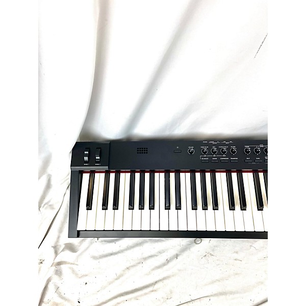 Used Roland Rd-88 Portable Keyboard