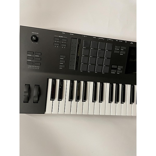 Used Akai Professional MPC Key 61 Keyboard Workstation