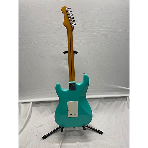 Used Fender Used Fender AMERICAN VINTAGE II 1957 STRATOCASTER Seafoam Green Solid Body Electric Guitar