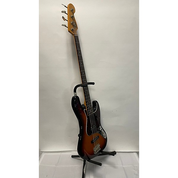 Used Fender American Vintage 1962 Jazz Bass Electric Bass Guitar