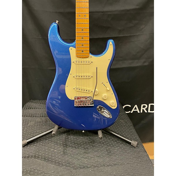 Used Fender Used Fender American Ultra Stratocaster Blue Solid Body Electric Guitar