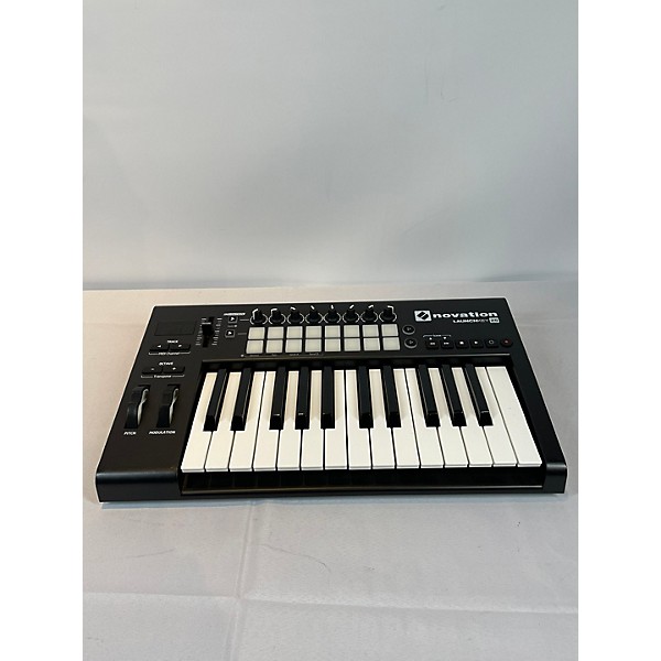 Used Novation Launchkey 25 Key MIDI Controller