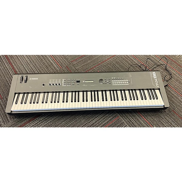 Used Yamaha MX88 Synthesizer