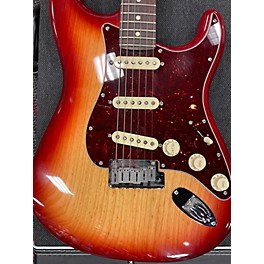 Used Fender Used Fender American Deluxe Stratocaster Sunburst Solid Body Electric Guitar