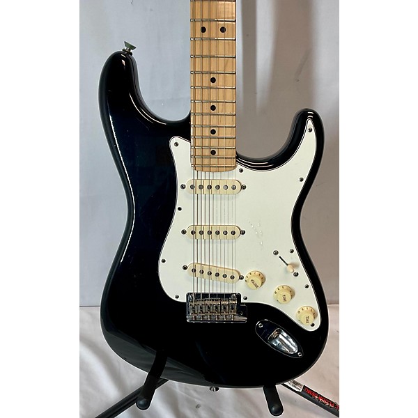 Used Fender Used Fender American Standard Stratocaster Black Solid Body Electric Guitar