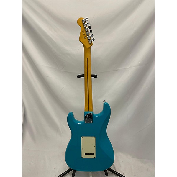 Used Fender Used Fender American Professional II Stratocaster Teal Solid Body Electric Guitar