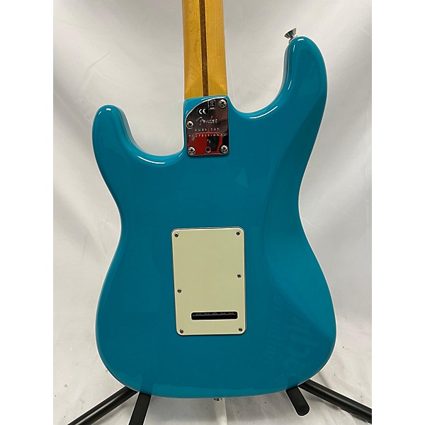 Used Fender Used Fender American Professional II Stratocaster Teal Solid Body Electric Guitar