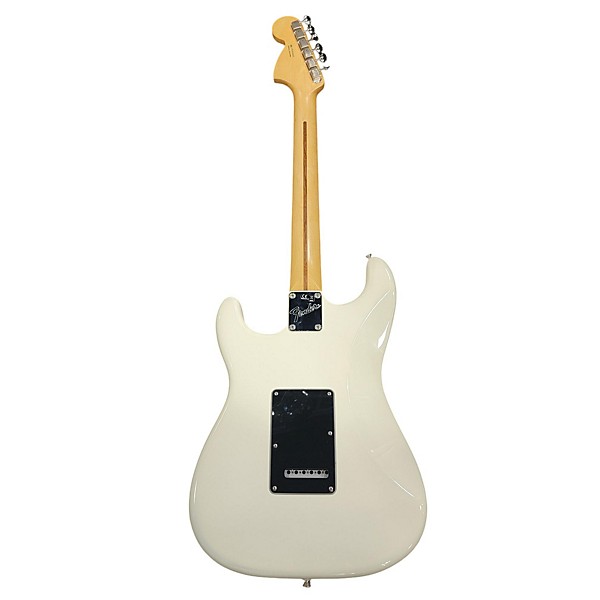 Used Fender Used Fender American Performer Stratocaster SSS Alpine White Solid Body Electric Guitar