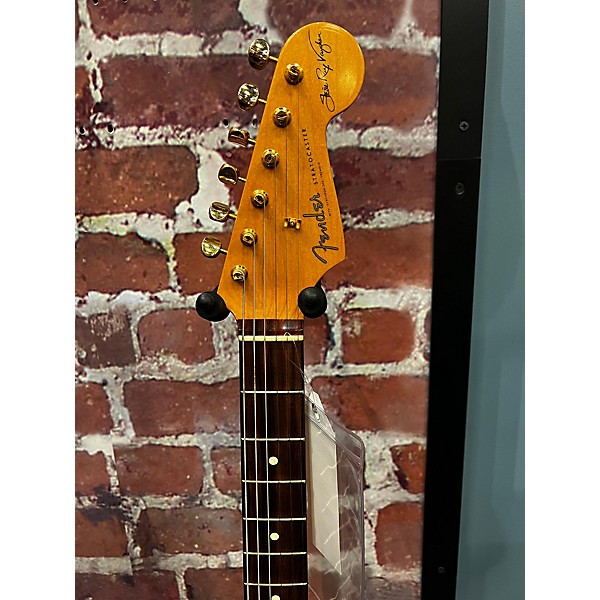 Used Fender Used Fender Artist Series Stevie Ray Vaughan Stratocaster Sunburst Solid Body Electric Guitar