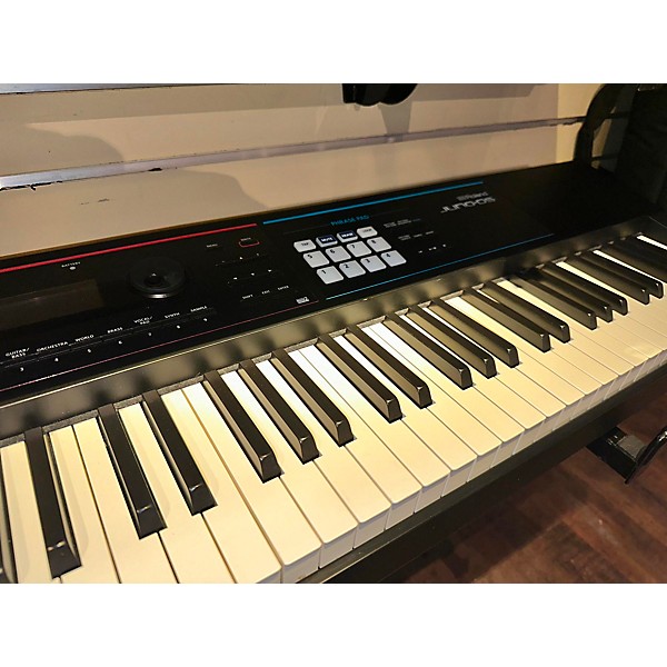 Used Roland Used Roland JUNO-DS88 Keyboard Workstation