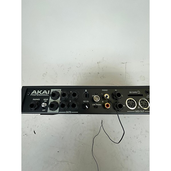 Used Akai Professional MPC Live 2 Production Controller