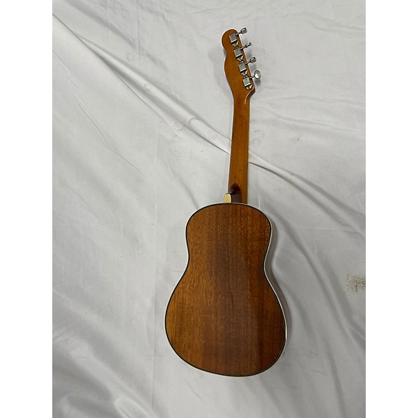 Used Fender Used Fender Montecito Ukulele Natural Ukulele