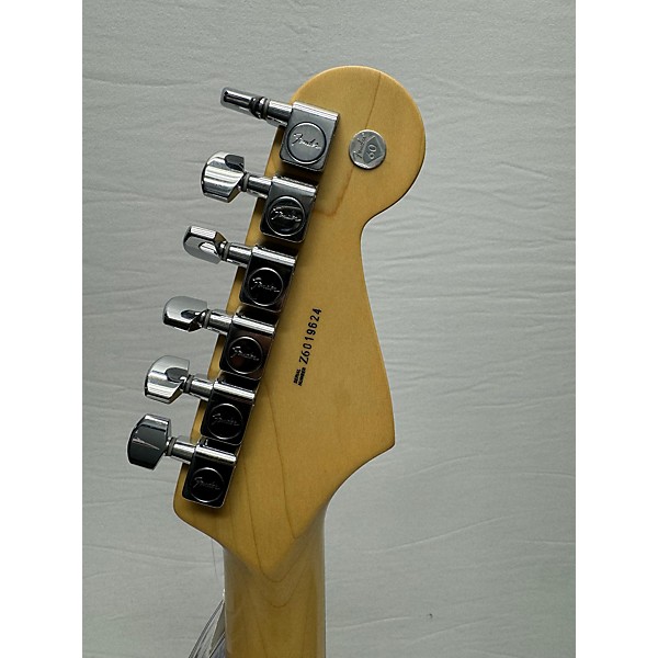 Used Fender Used 2006 Fender American Standard Stratocaster Vintage Blonde Solid Body Electric Guitar