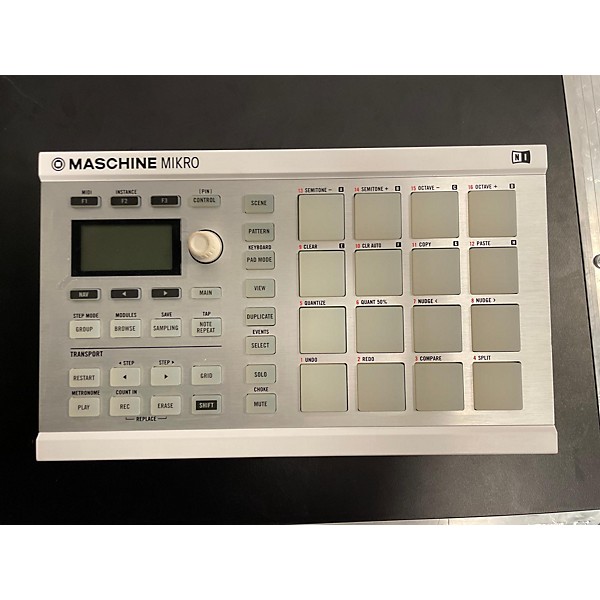 Used Native Instruments Used Native Instruments Maschine Mikro MKII MIDI Controller