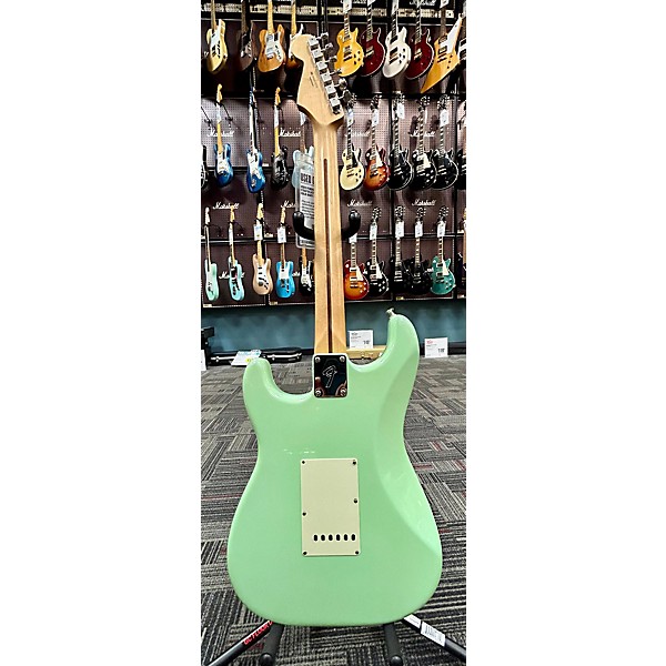 Used Fender Used Fender Player Stratocaster Surf Green Solid Body Electric Guitar