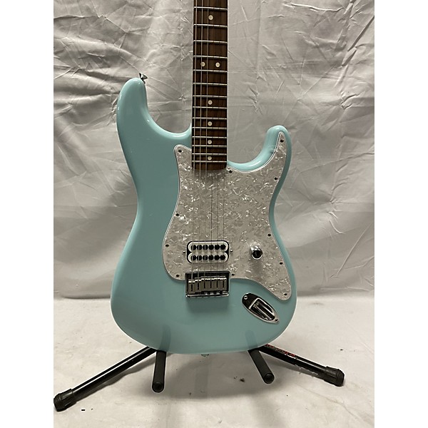 Used Fender Tom Delonge Signature Stratocaster Daphne Blue Solid Body Electric Guitar