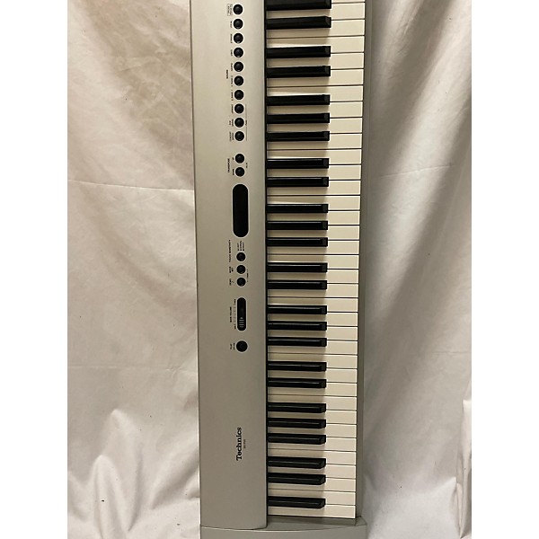 Used Technics SXP50 Digital Piano