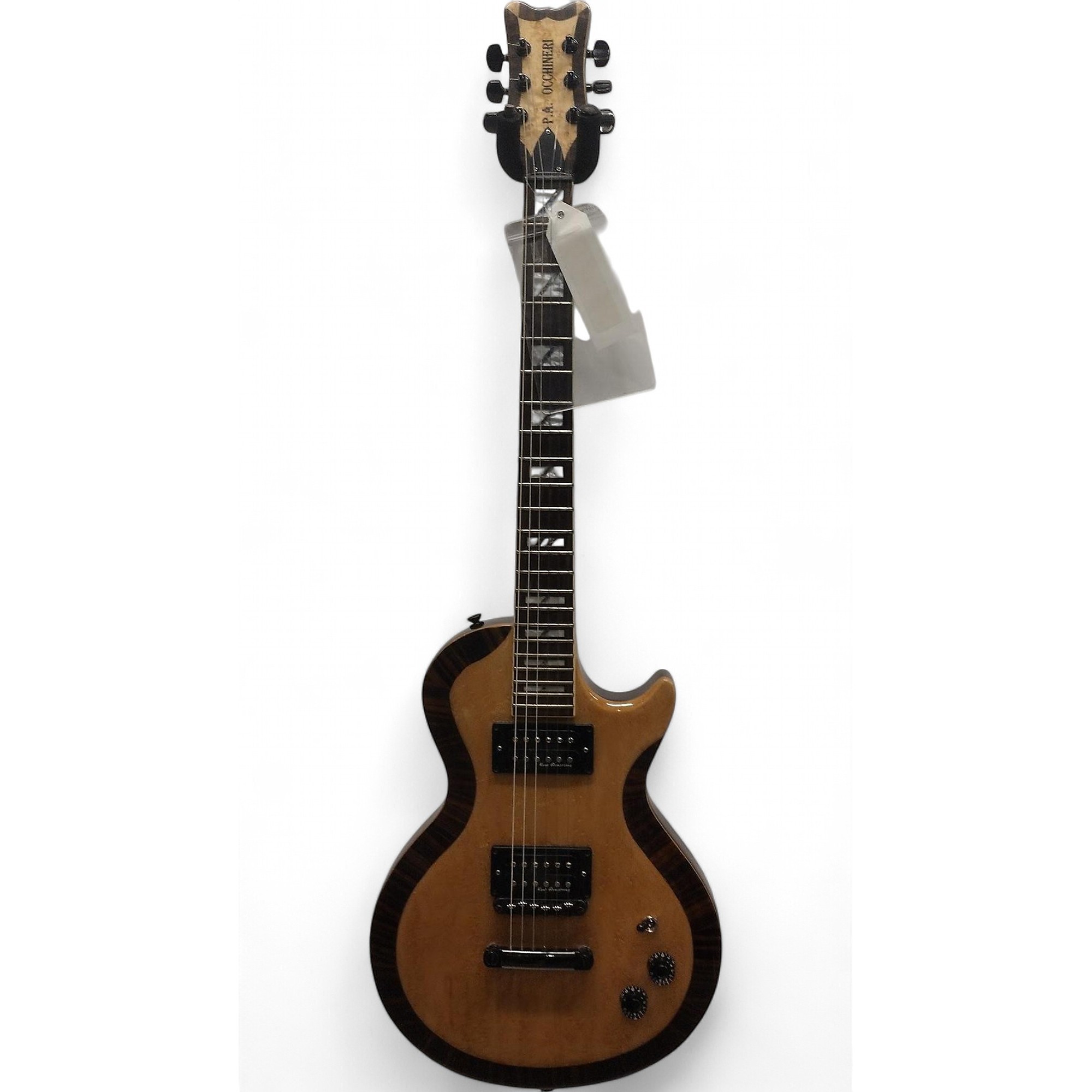 リッケンバッカー: PioneeroftheElectricGuitar Rickenbacker Guitars: Pioneers of the electric guitar: The