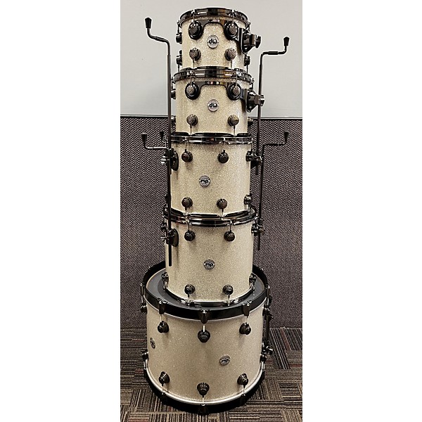 Used DW Used DW 5 piece Collector's Series Broken Glass Drum Kit