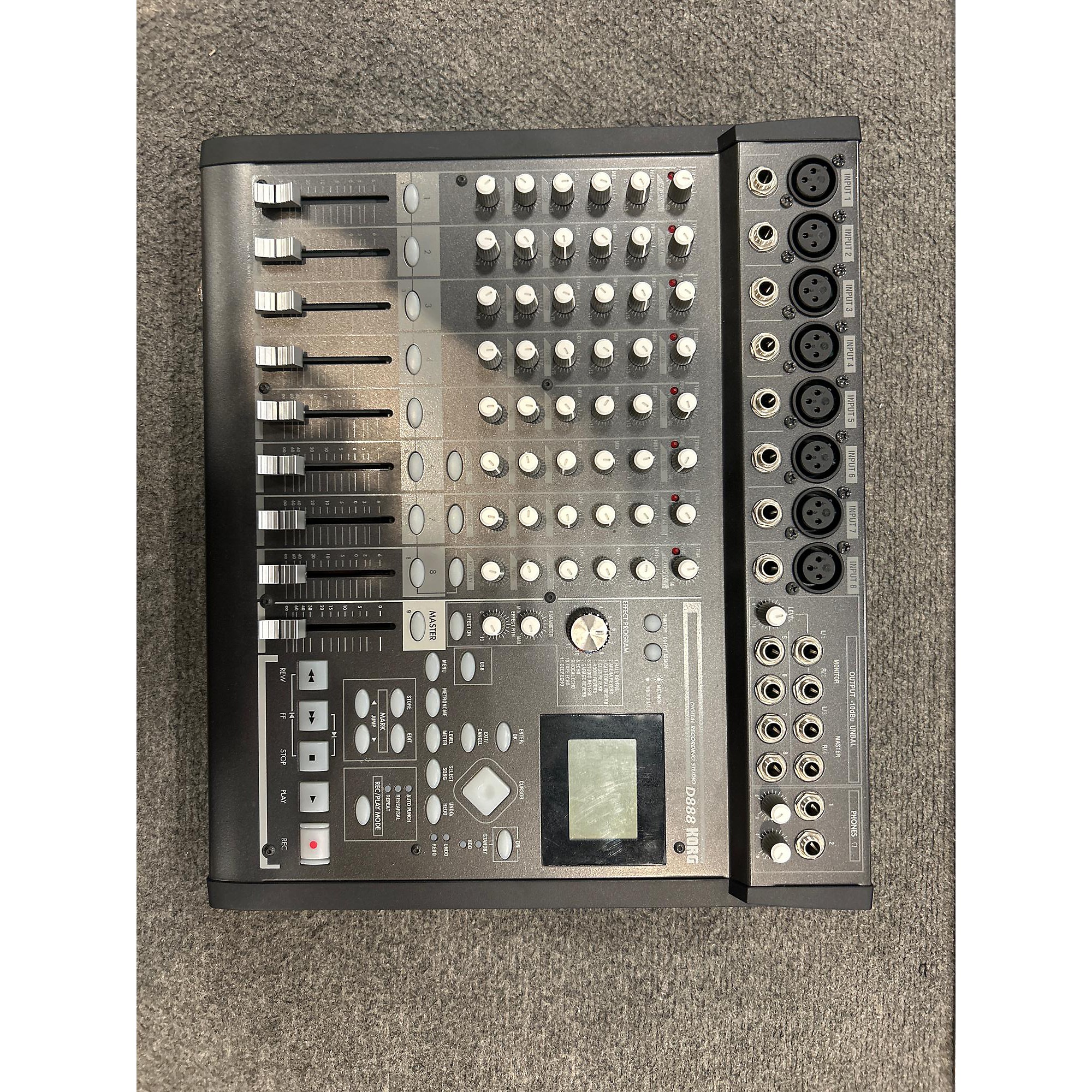 Store Korg D888 Digital Multi Track Recorder