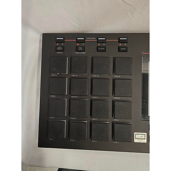 Used Akai Professional Used Akai Professional MPC Live Production Controller