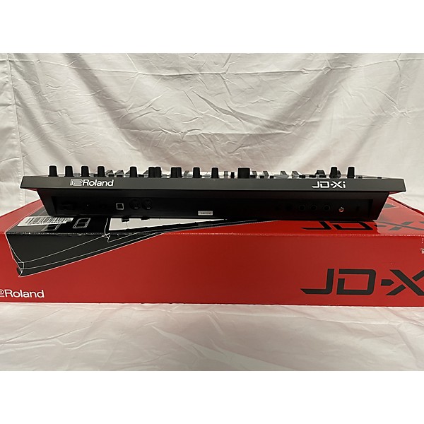 Used Roland JDXi Synthesizer