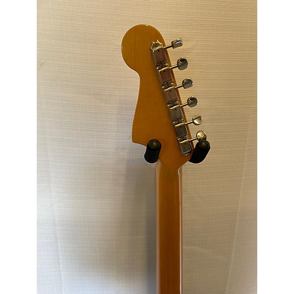 Used Fender Used 2006 Fender 1962 American Vintage Reissue Jazzmaster Black Solid Body Electric Guitar