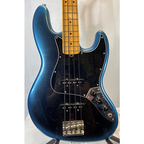 Used Fender Used Fender American Professional II Jazz Bass Midnight Blue Electric Bass Guitar