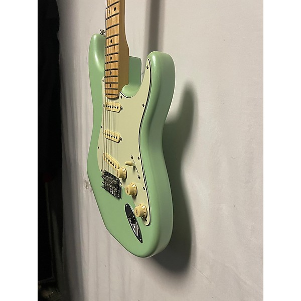 Used Fender Used Fender Modern Player Stratocaster Seafoam Green Solid Body Electric Guitar