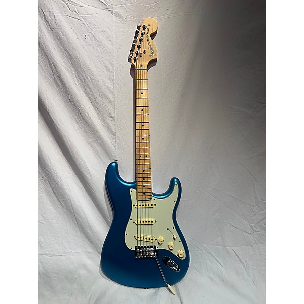 Used Fender Used Fender American Performer Stratocaster SSS Satin Lake Placid Blue Solid Body Electric Guitar