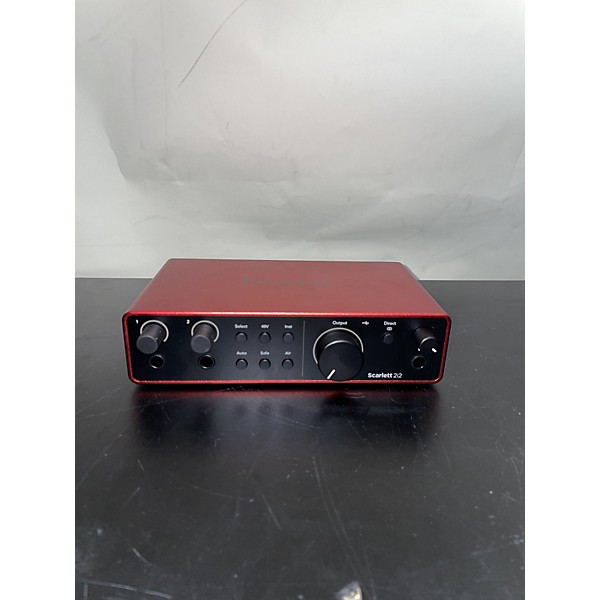 Used Focusrite Scarlett 2i2 Gen 4 Audio Interface