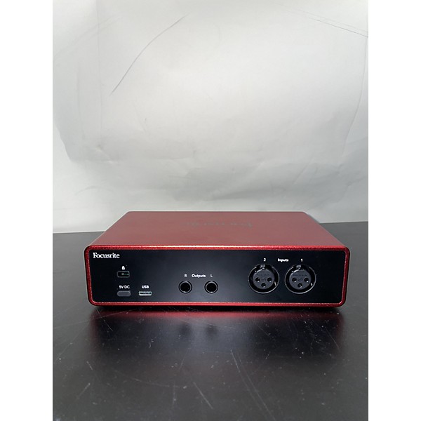 Used Focusrite Scarlett 2i2 Gen 4 Audio Interface