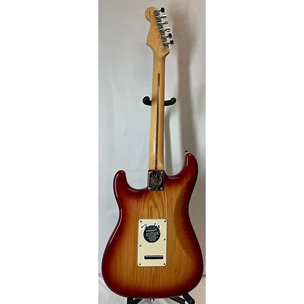 Used Fender Used Fender 50th Anniversary American Stratocaster Cherry Sunburst Solid Body Electric Guitar