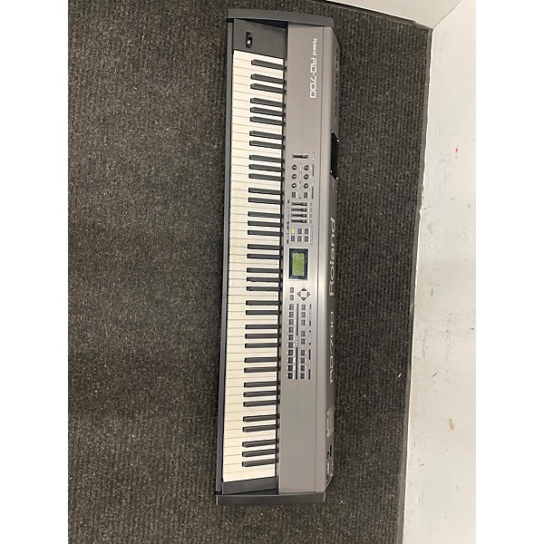 Used Roland RD700 Portable Keyboard